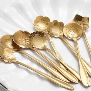 NEW 8pcs Stainless Steel Flower Spoons